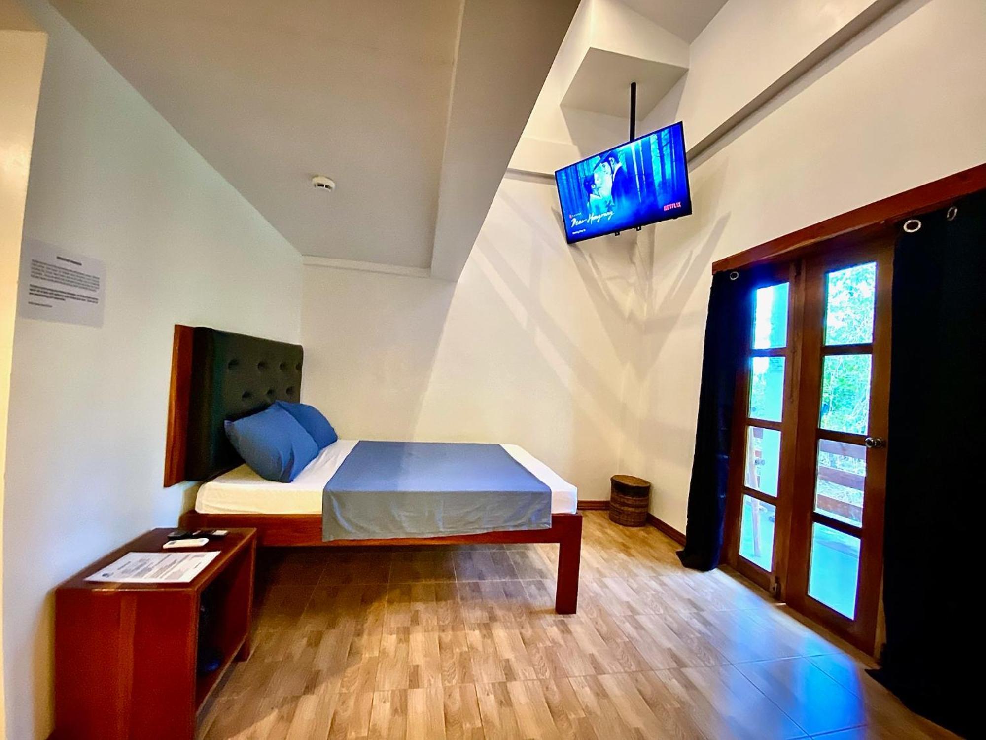 White Bada Guesthouse Siquijor Buitenkant foto